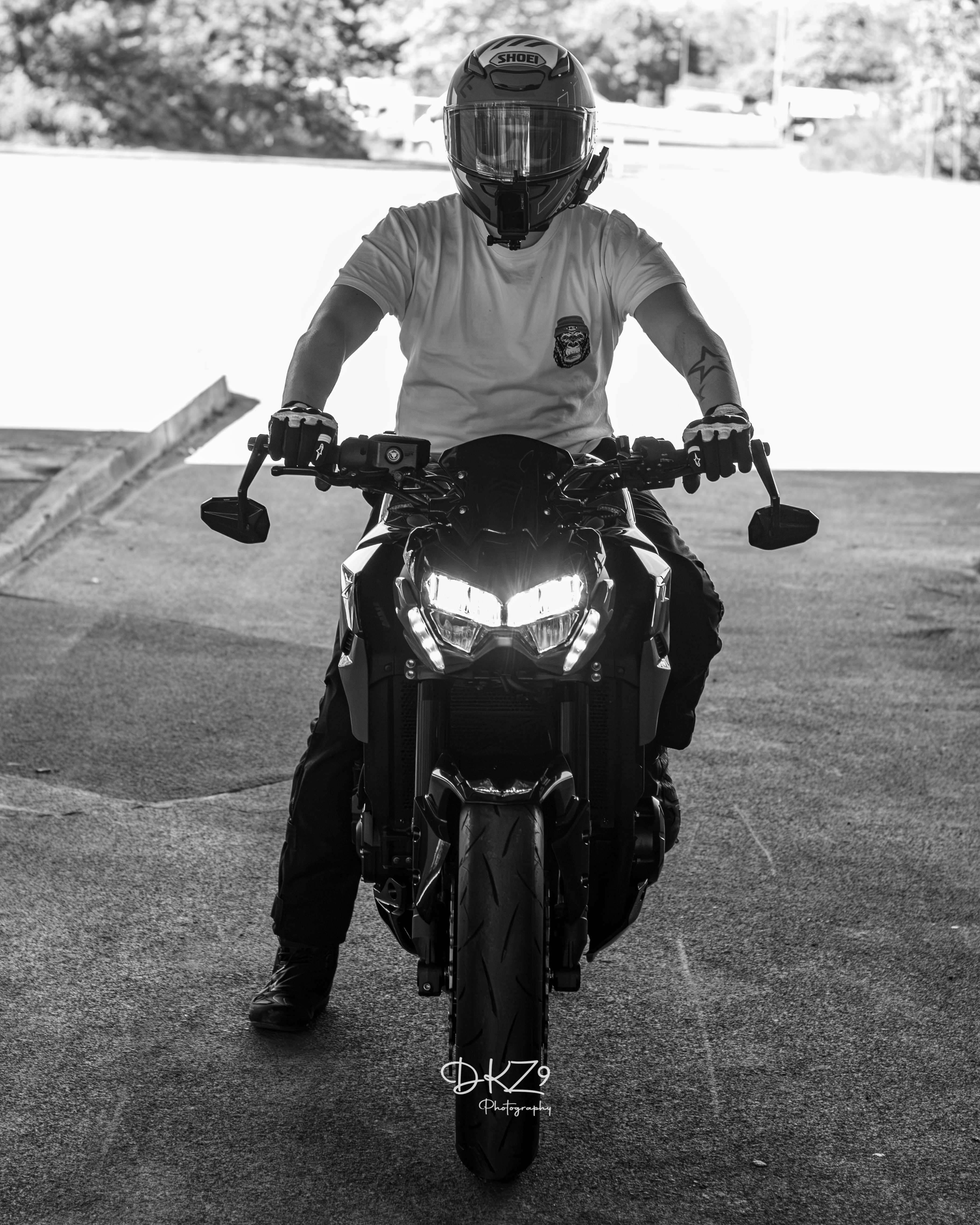 DKZ9 Pictures